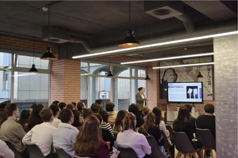 Ora de Cod în Școli Rurale